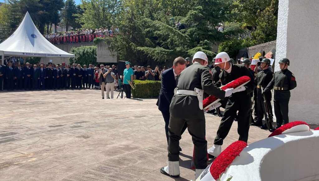 3uncu cumhurbaskani celal bayarin vefatinin 39 yil donumu gXP8qt4Z