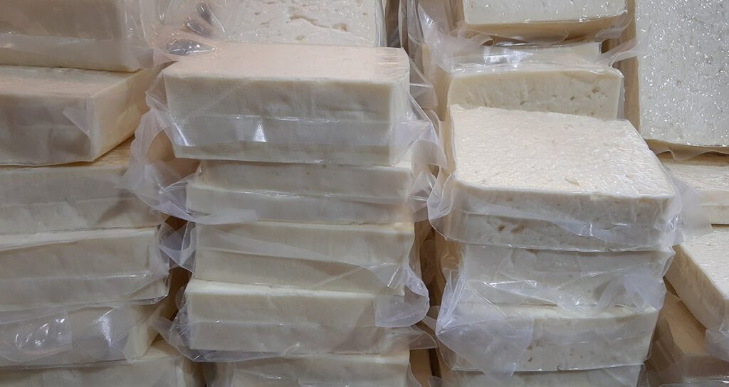 yuzlerce magazada satilan peynir raflardan kaldiriliyor UGjhnivl