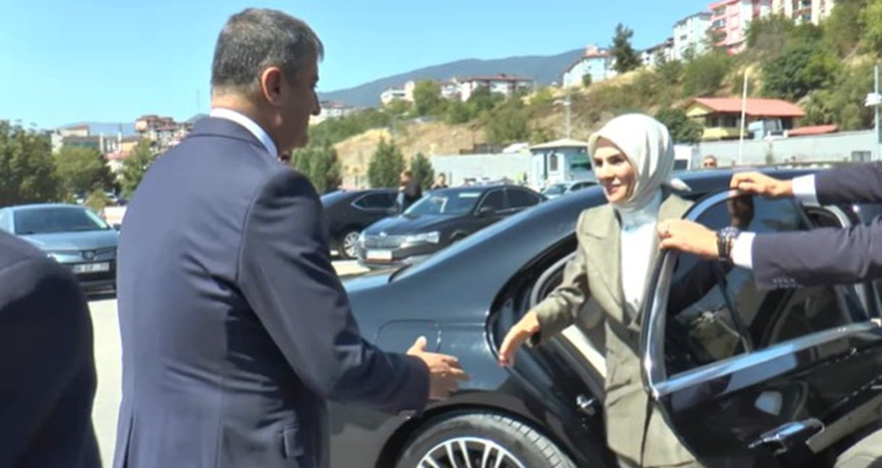 aile bakanligina 400 milyonluk arac filosu ILnOQV3h