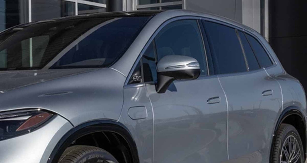 dugmeye basildi dunyanin en buyuk otomobil pazari gomme kapi kollarini yasaliyor U8l9UHxn