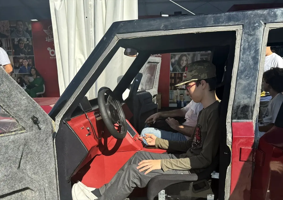 lyra elektrikli arac teknofestte tanitildi M2aV7EwU