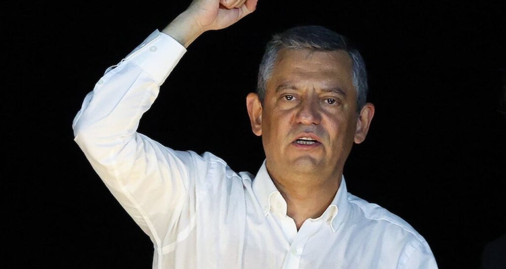 ozgur ozel cesaretin adidir 30 agustos hmvKkvDw