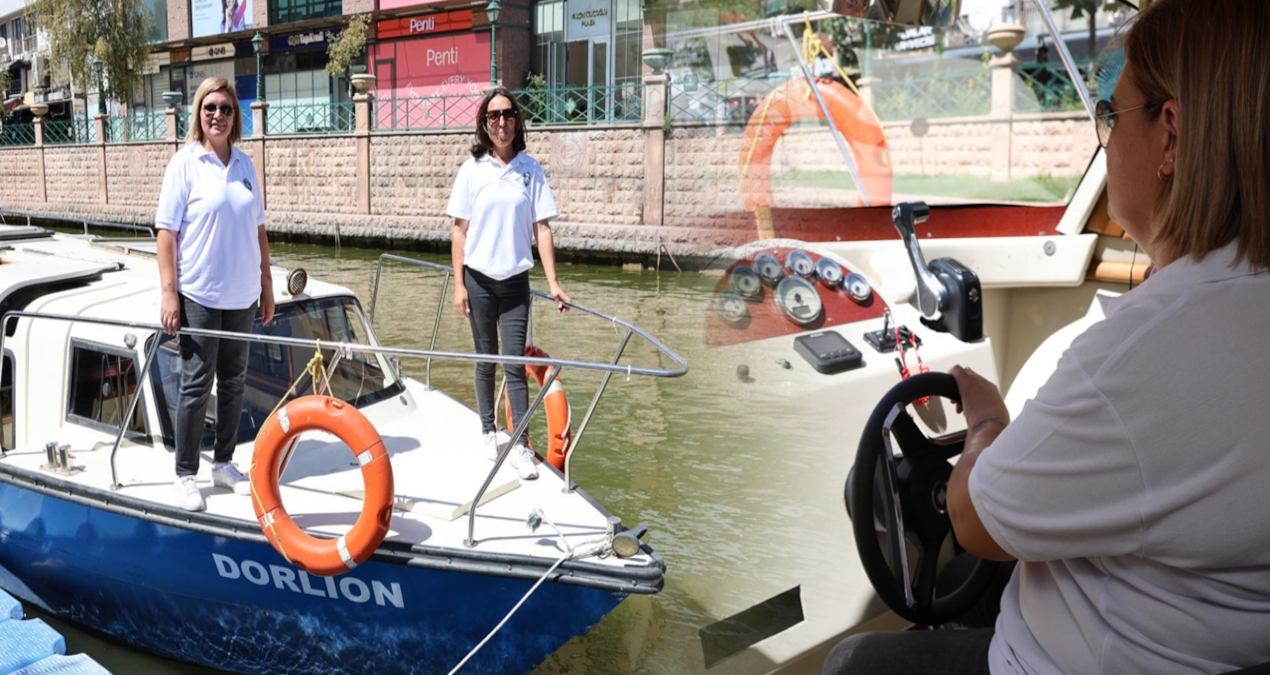 porsuk cayinin turist gezi botlari kadinlara emanet 6A9yrQ4w