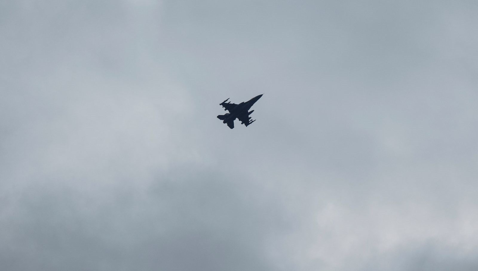 rus ihasi romanya hava sahasini ihlal etti f 16lar havalandi mHOASOOK