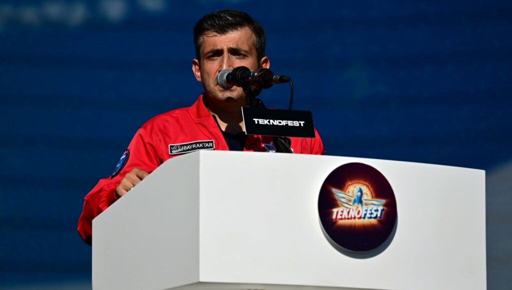 selcuk bayraktar rotamiz belli hedefimiz daha da buyuk 7LUwQVYm