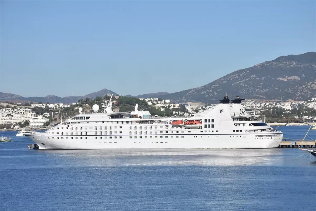 bodruma star legend kruvaziyeri ile 277 turist geldi rgW1N2ge