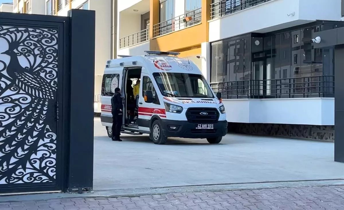 konyada tabancayla oynayan kisi yaralandi VRkC73lN.jpg