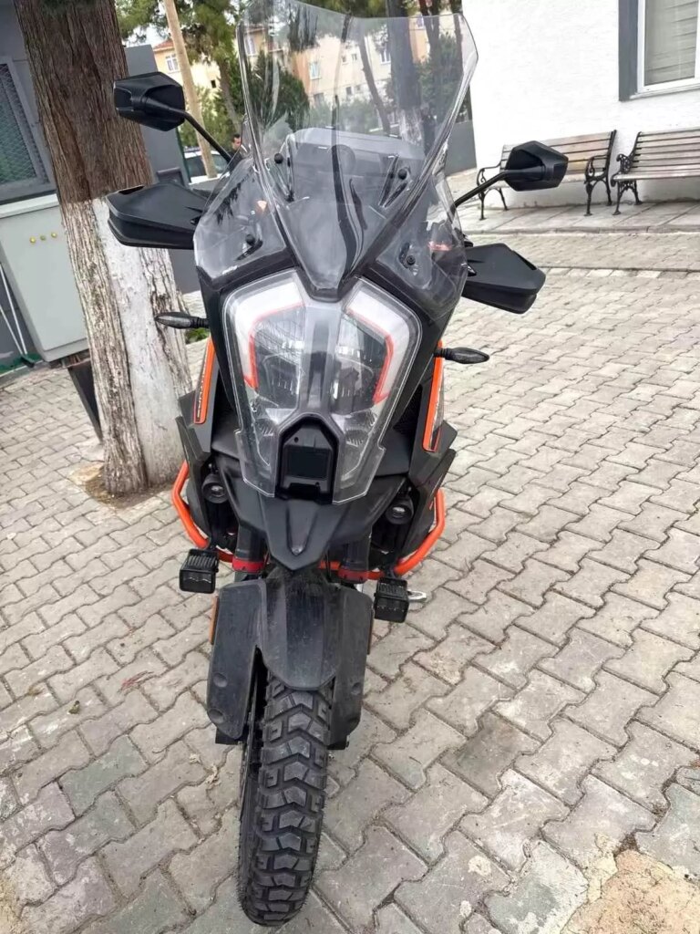 motosiklette polis sireni takili surucuye cezai islem n19xzb7B.jpg