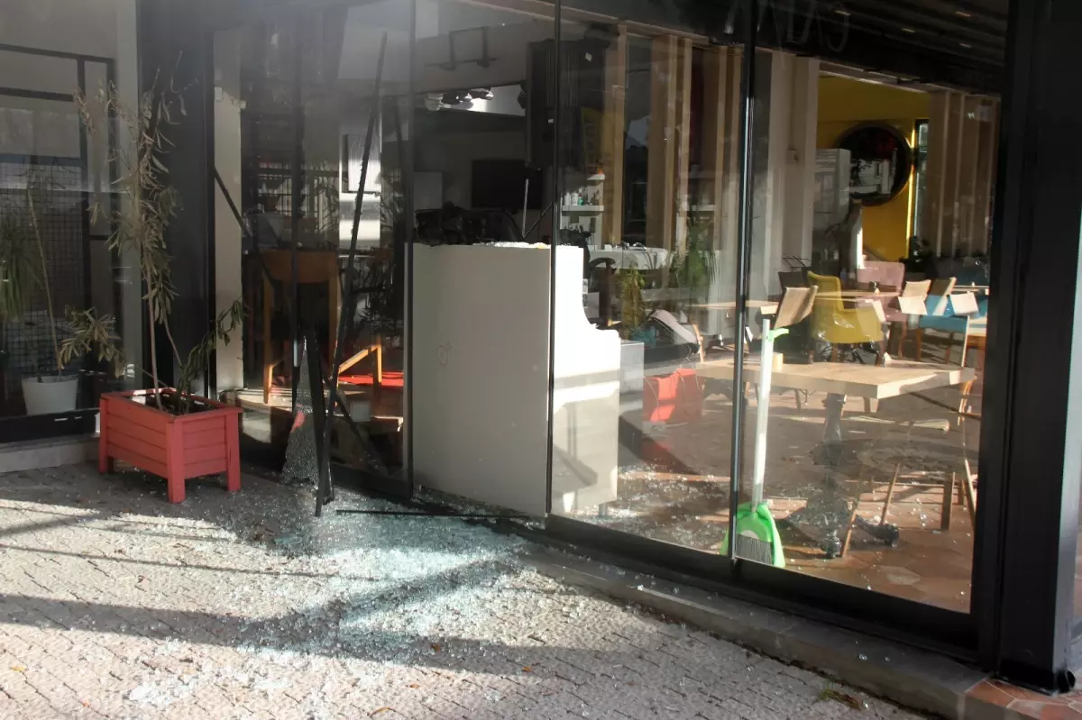 serikte silahli kavga iki olu Zuiv6nUA.jpg