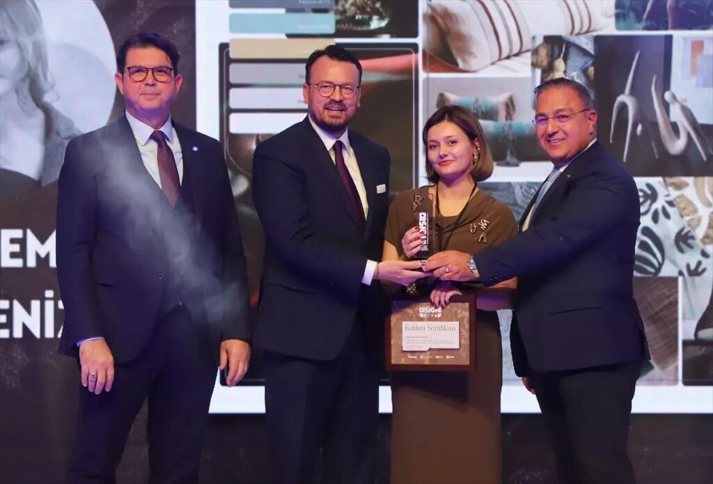 Denizli’de Tekstil Yarışması Ödülleri Sahiplerini Buldu