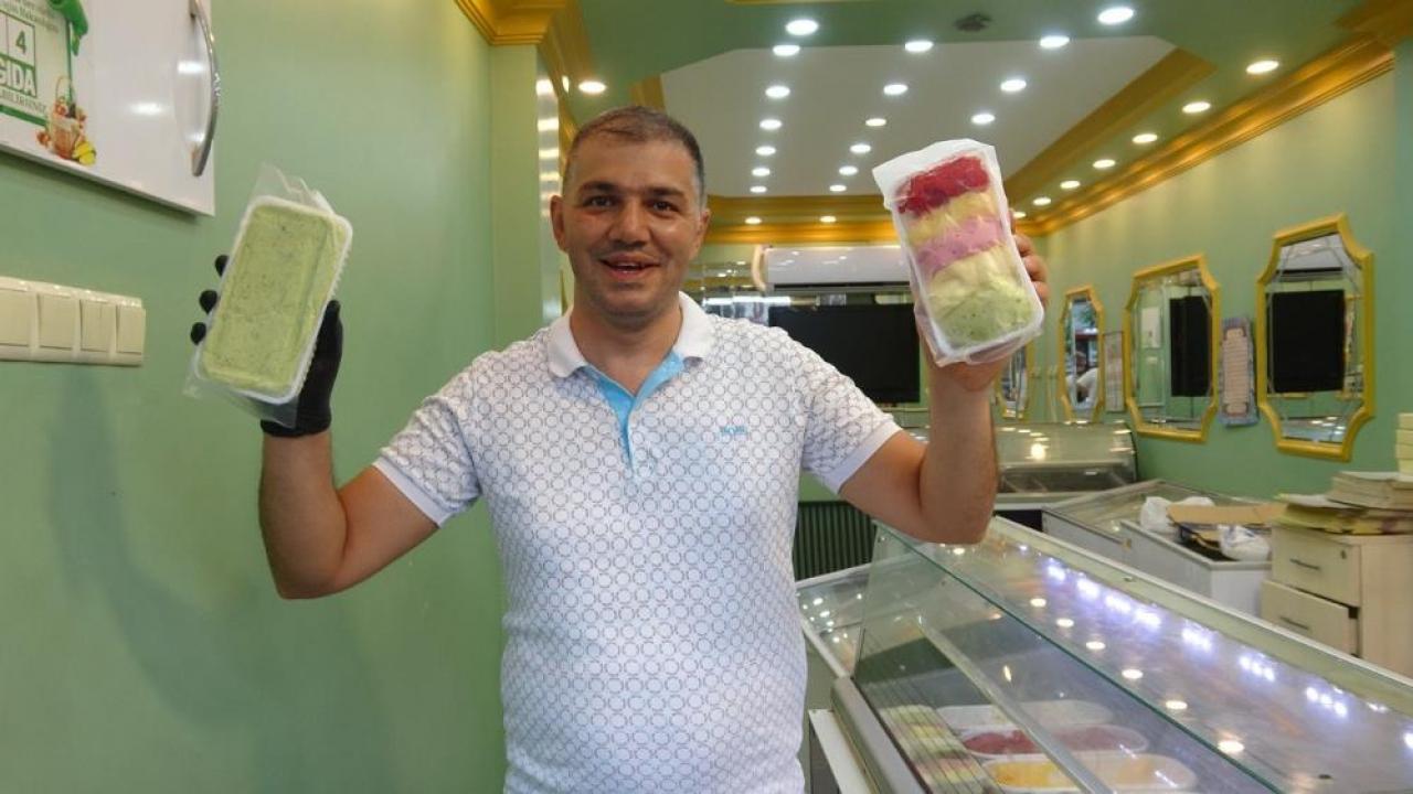 Kilosu 400 lira topu 10 lira RYIEJqn8